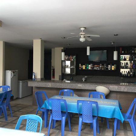 Hotel Dorado Inn ساليناس المظهر الخارجي الصورة