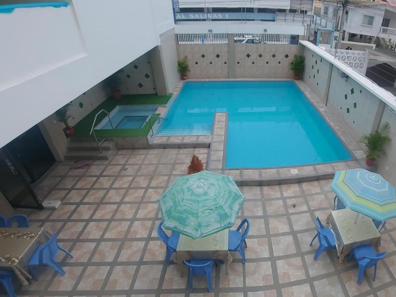Hotel Dorado Inn ساليناس المظهر الخارجي الصورة
